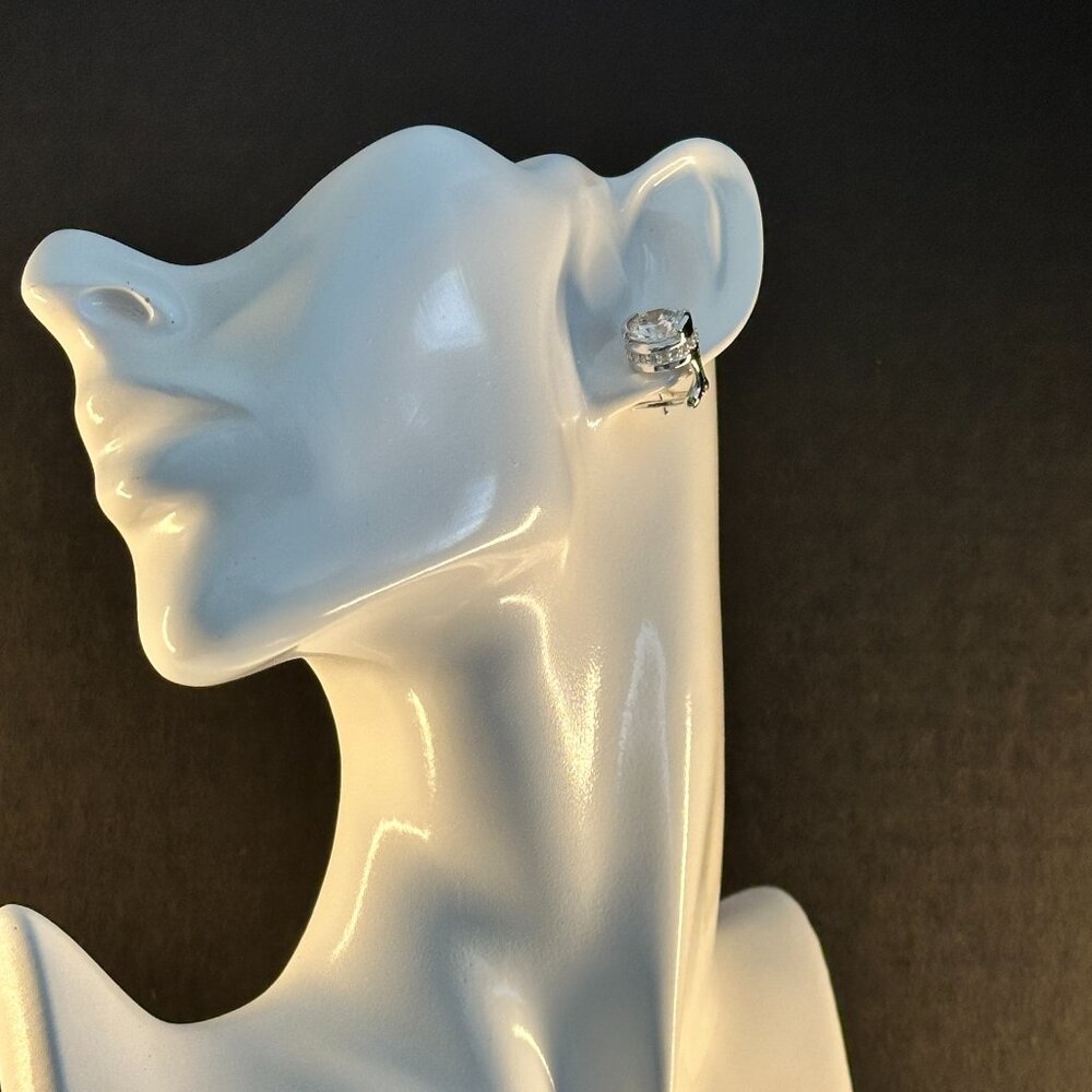 ✨ Sterling Silver Brilliant-Cut Crystal Earrings | Pave Halo Leverback Studs